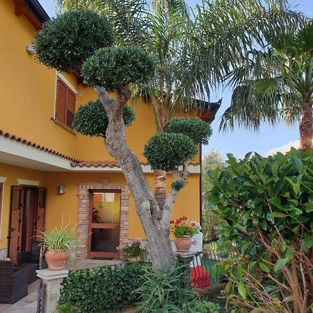 San Pietro Bed & Breakfast Mileto Exterior photo